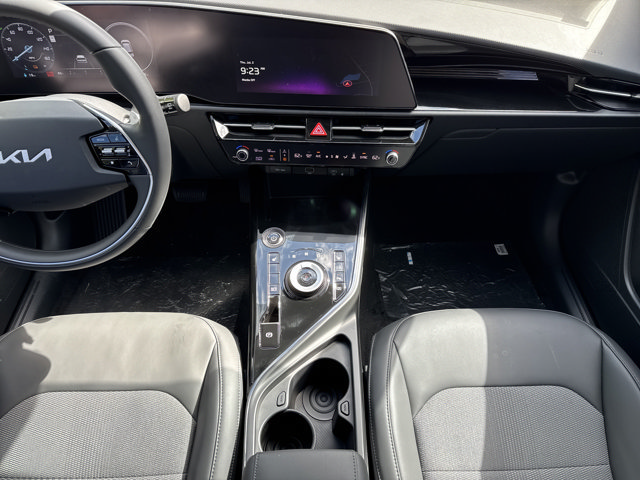 New 2026 Kia Niro Wind FWD image 28