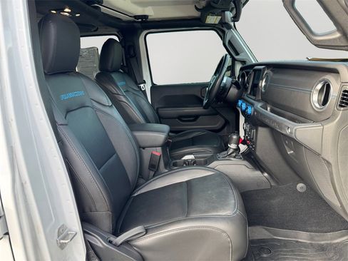 Used 2022 Jeep Wrangler Unlimited Rubicon 4xe w/ Steel Bumper Group image 12