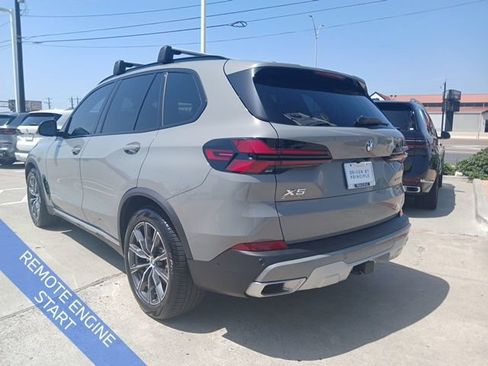 Used 2025 BMW X5 xDrive40i w/ Parking Assistance Package AWD/4WD image 7