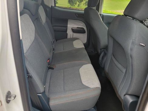Used 2022 Ford Maverick XLT FWD image 11