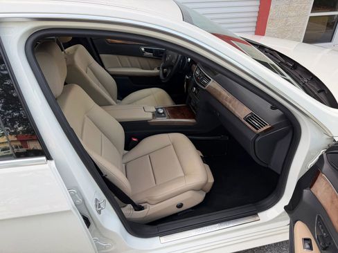 Used 2011 Mercedes-Benz E 350 Sedan image 58