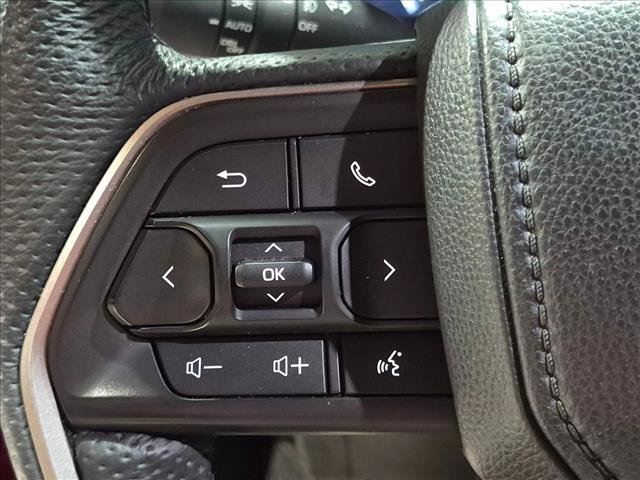 Used 2025 Toyota Tacoma TRD Off-Road AWD/4WD image 8