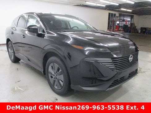 New 2025 Nissan Murano SL image 10