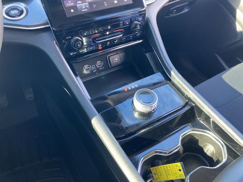 Used 2023 Jeep Grand Cherokee L Laredo w/ Luxury Tech Group I image 12