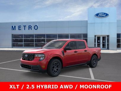 New 2025 Ford Maverick XLT w/ Equipment Group 301A