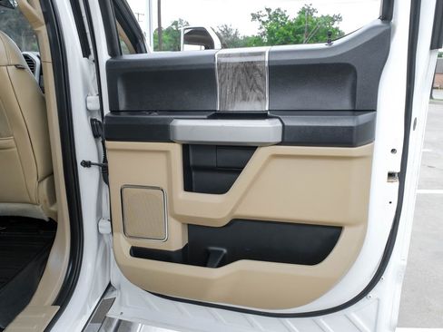 Used 2017 Ford F350 Lariat w/ Lariat Ultimate Package image 42