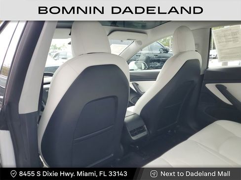 Used 2021 Tesla Model 3 Long Range image 9