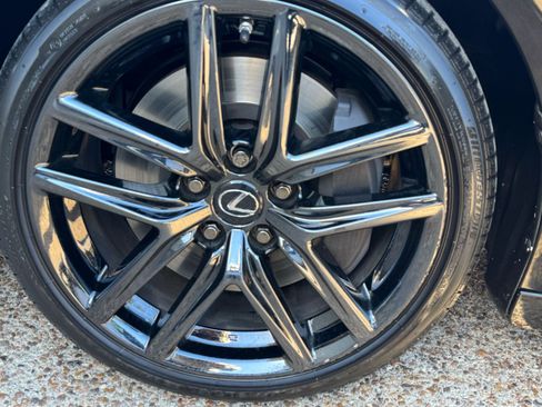 Used 2019 Lexus IS 300 image 33