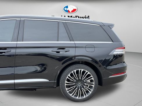Certified 2024 Lincoln Aviator Black Label w/ Class IV Trailer Tow Package AWD/4WD image 31