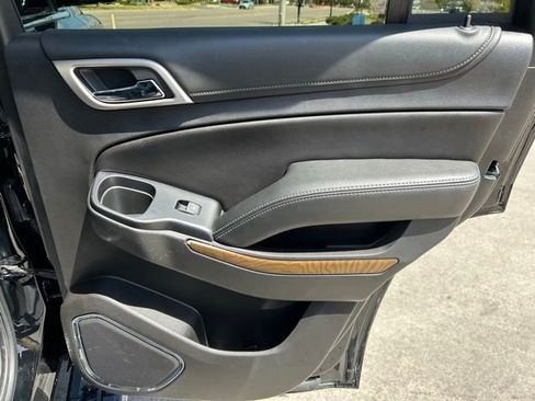 Used 2019 GMC Yukon Denali w/ Denali Ultimate Package image 29