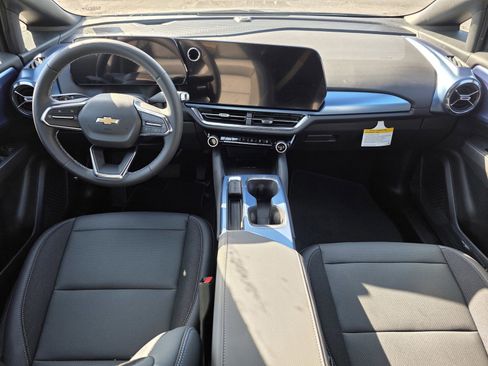 New 2026 Chevrolet Equinox EV LT w/ LPO, Blackout Package image 16