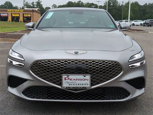 New 2025 Genesis G70 2.5T image 8