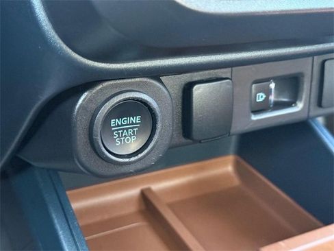 Used 2024 Ford Maverick Lariat w/ 4K Tow Package image 19