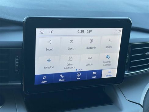 Certified 2022 Ford Explorer XLT w/ Equipment Group 202A image 13