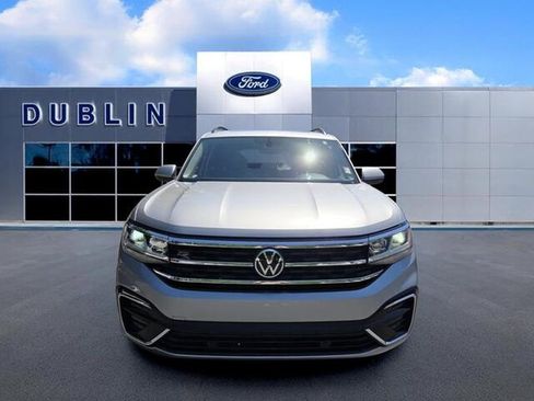 Used 2021 Volkswagen Atlas SE w/ Panoramic Sunroof Package FWD image 2