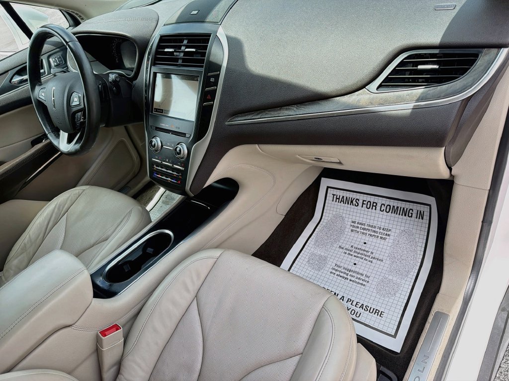 Used 2019 Lincoln MKC Reserve w/ MKC Climate Package AWD/4WD image 14