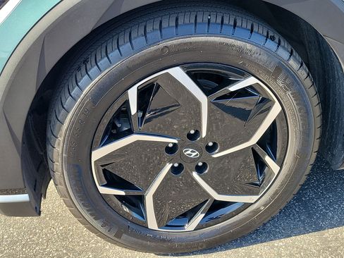 Certified 2024 Hyundai Ioniq 5 SEL RWD image 7