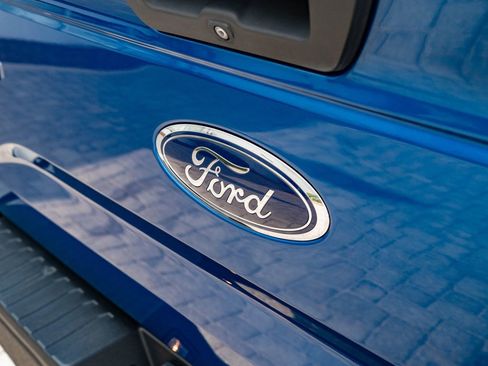 Used 2017 Ford F150 XL w/ Equipment Group 101A Mid AWD/4WD image 18