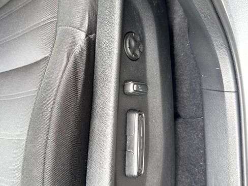 Used 2020 Honda CR-V EX image 37