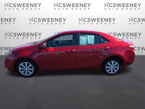 Used 2016 Toyota Corolla LE image 2