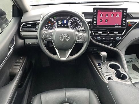 Used 2024 Toyota Camry XLE image 11