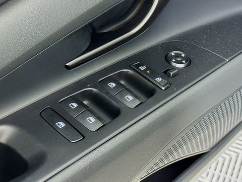 New 2026 Hyundai Elantra Sport FWD image 29