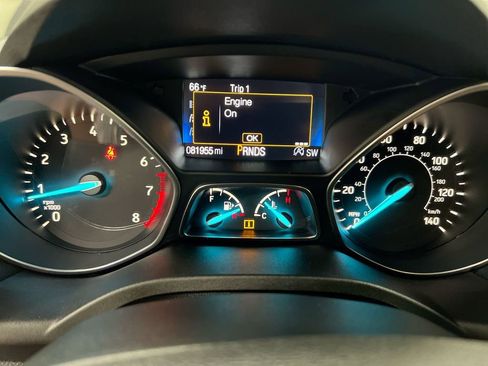Used 2017 Ford Escape SE w/ Equipment Group 201A FWD image 12