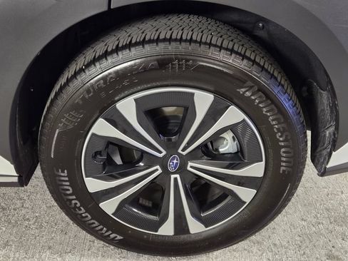 Certified 2025 Subaru Solterra AWD/4WD image 13