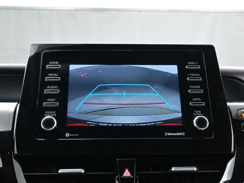 Used 2023 Toyota Camry SE image 18