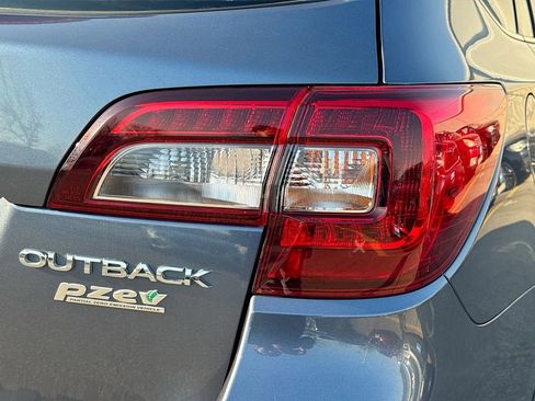 Used 2017 Subaru Outback 2.5i Limited image 35