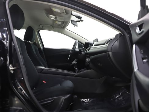 Used 2017 MAZDA MAZDA6 Sport image 11