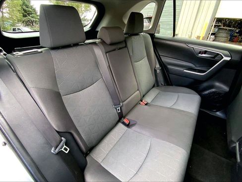 Used 2024 Toyota RAV4 XLE w/ Weather Package AWD/4WD image 27