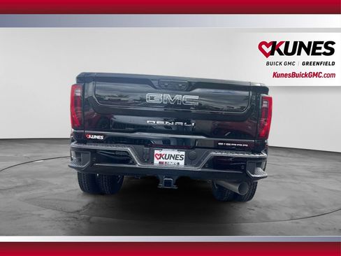 New 2026 GMC Sierra 3500 Denali Ultimate AWD/4WD image 6