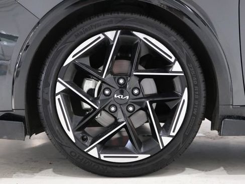 Used 2025 Kia K4 GT-Line w/ GT-Line Premium Package FWD image 9