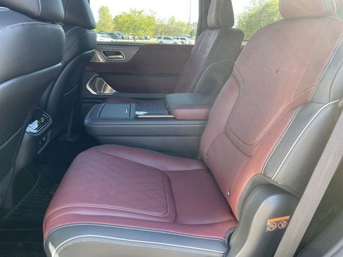 New 2026 INFINITI QX80 Autograph w/ Premium Cargo Package AWD/4WD image 15
