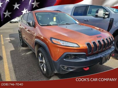 Used 2016 Jeep Cherokee Trailhawk w/ Comfort/Convenience Group