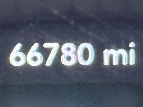 Used 2018 Dodge Challenger GT w/ Driver Convenience Group image 33