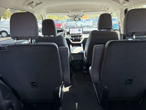 New 2026 Ford Explorer Active image 13