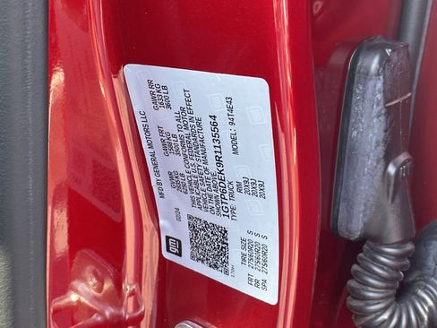 Used 2024 GMC Canyon AT4 w/ Technology Package image 34