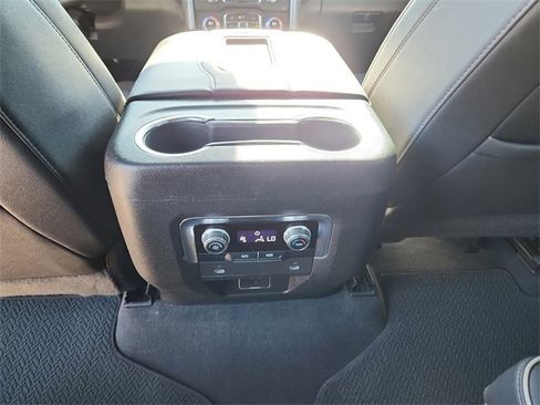 Certified 2023 GMC Yukon XL SLT image 13