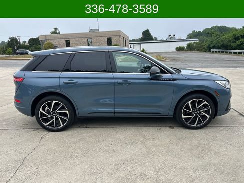 Used 2023 Lincoln Corsair Grand Touring w/ Equipment Group 301A AWD/4WD image 6
