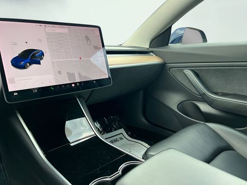 Used 2018 Tesla Model 3 Long Range AWD/4WD image 49