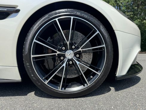 Used 2014 Aston Martin Vanquish Coupe RWD image 70