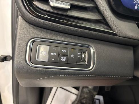 Used 2026 Buick Enclave Sport Touring AWD/4WD image 34
