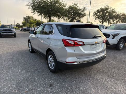 Used 2021 Chevrolet Equinox LT FWD image 3