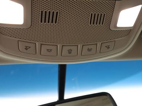 Used 2017 Lincoln MKZ Premiere image 49