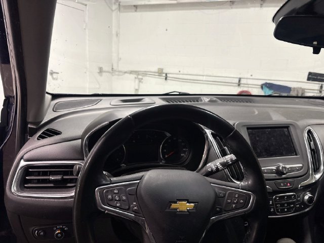 Used 2023 Chevrolet Equinox LT FWD image 11
