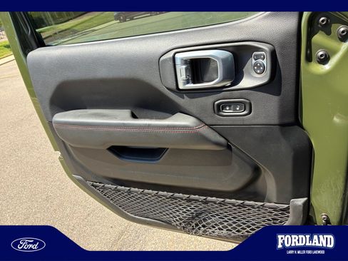 Used 2020 Jeep Wrangler Unlimited Rubicon AWD/4WD image 13