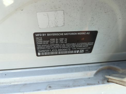 Used 2020 BMW 330i Sedan w/ Driving Assistance Package image 24