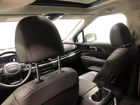 New 2026 Kia Carnival SX Prestige image 18